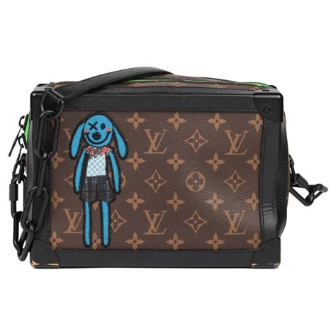 louis vuitton zoooom.